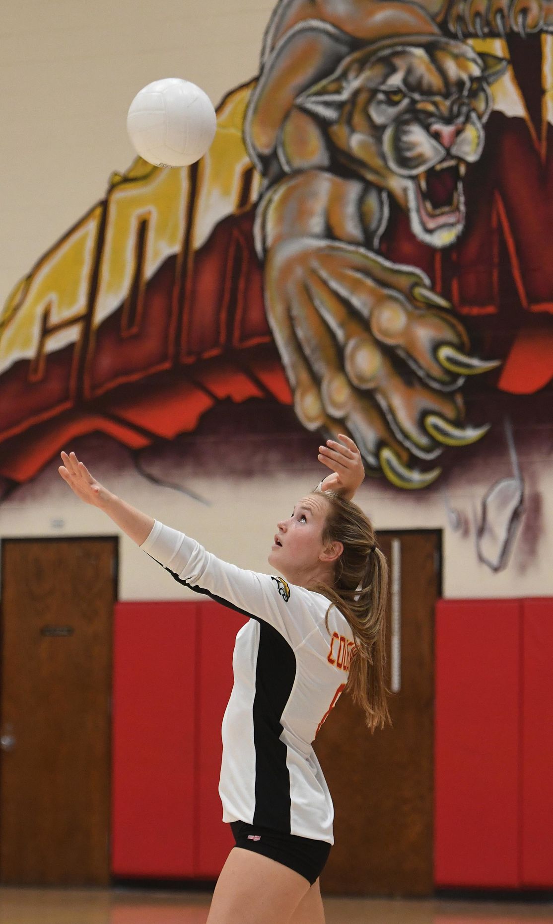 090419-s-volleyball 21.JPG